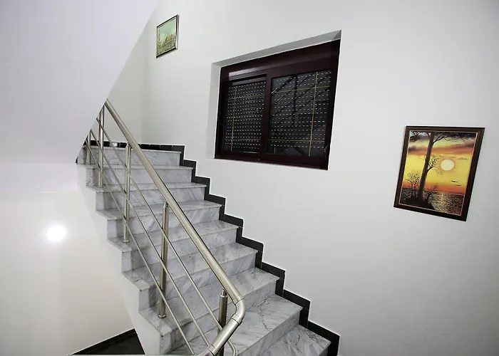 The Met Apartament